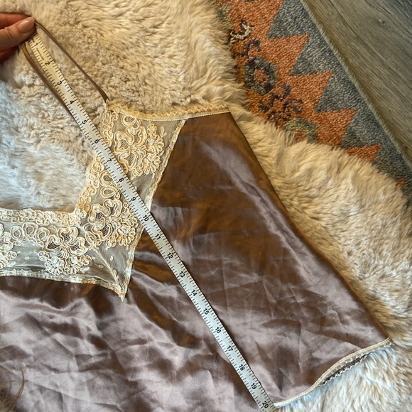 Vintage satin lace camisole tank top neutral brown cream no size small medium - Picture 16 of 17
